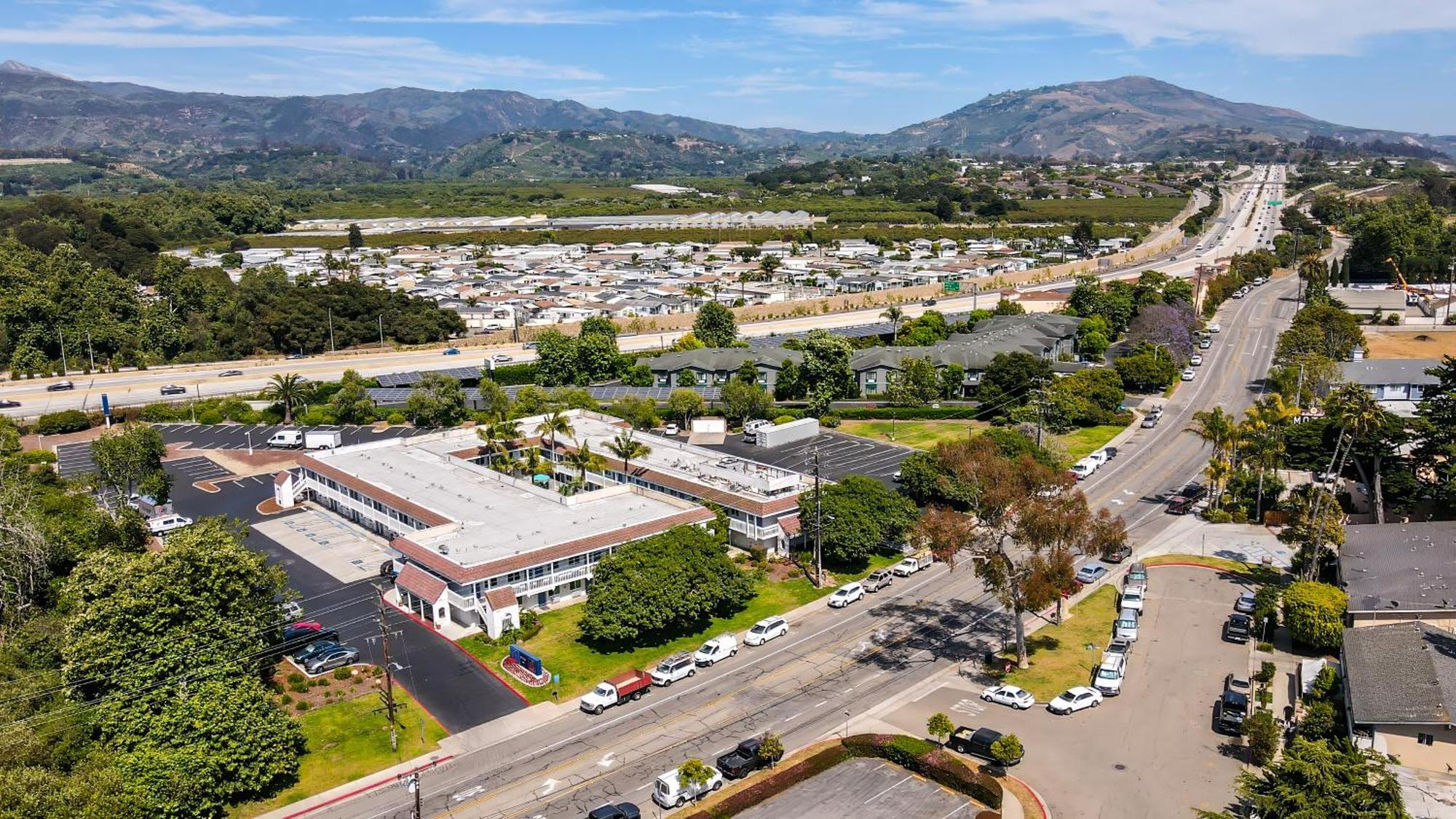 Studio 6 Suites Carpinteria, Ca Santa Barbara South Екстериор снимка
